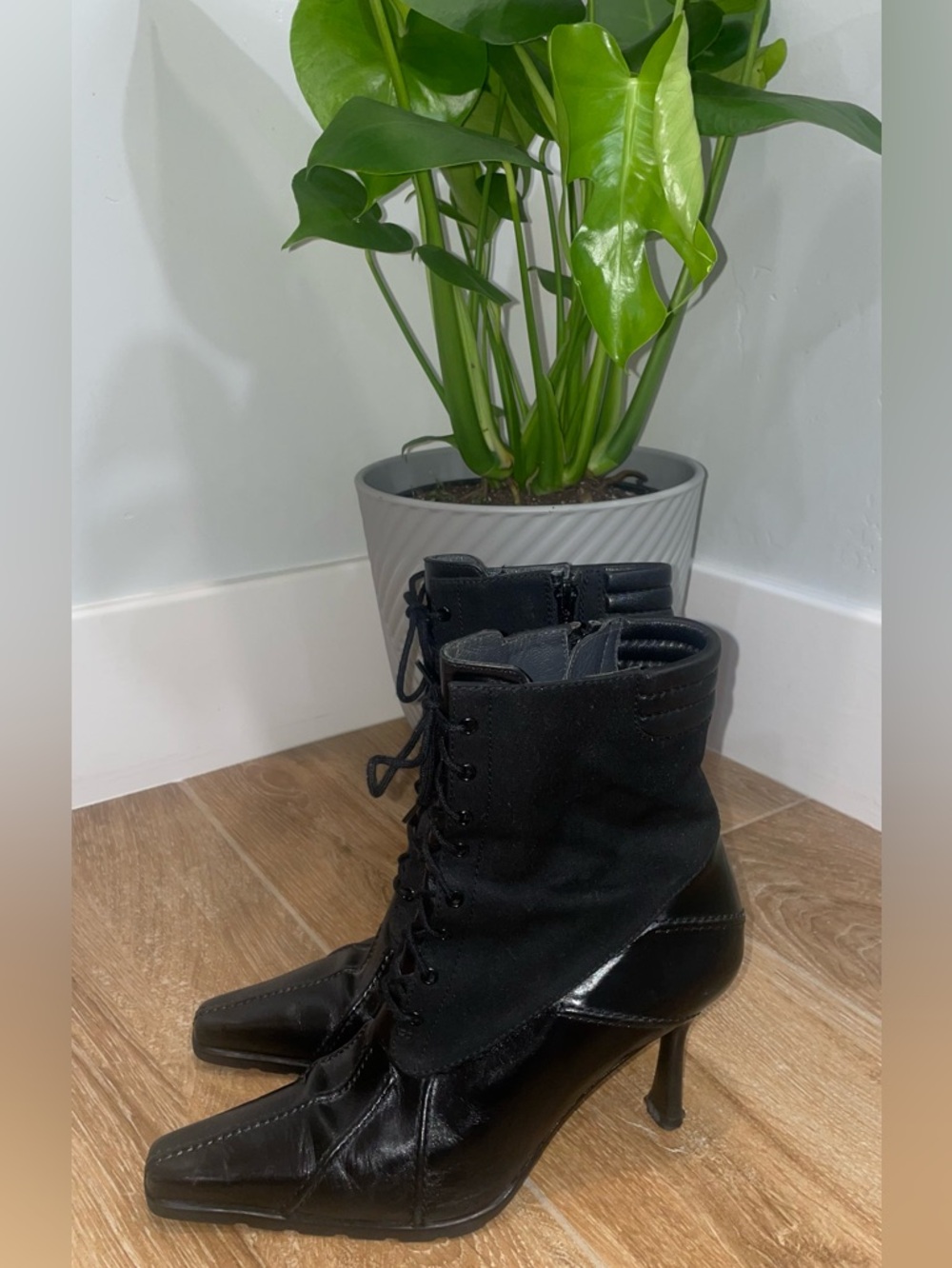 Stuart Weitzman Boot - Picture 10 of 12